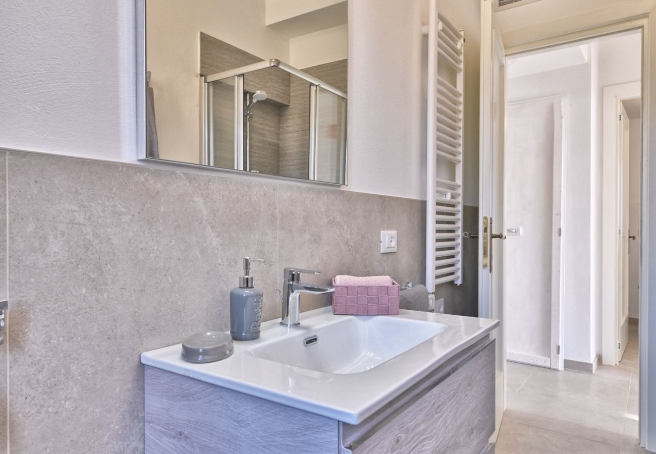 Appartamento a Tignale - Appartamento Orizzonte by Theater Home - con stupenda vista lago Appartamento a Tignale - Appartamento Orizzonte by Theater Home - con stupenda vista lago