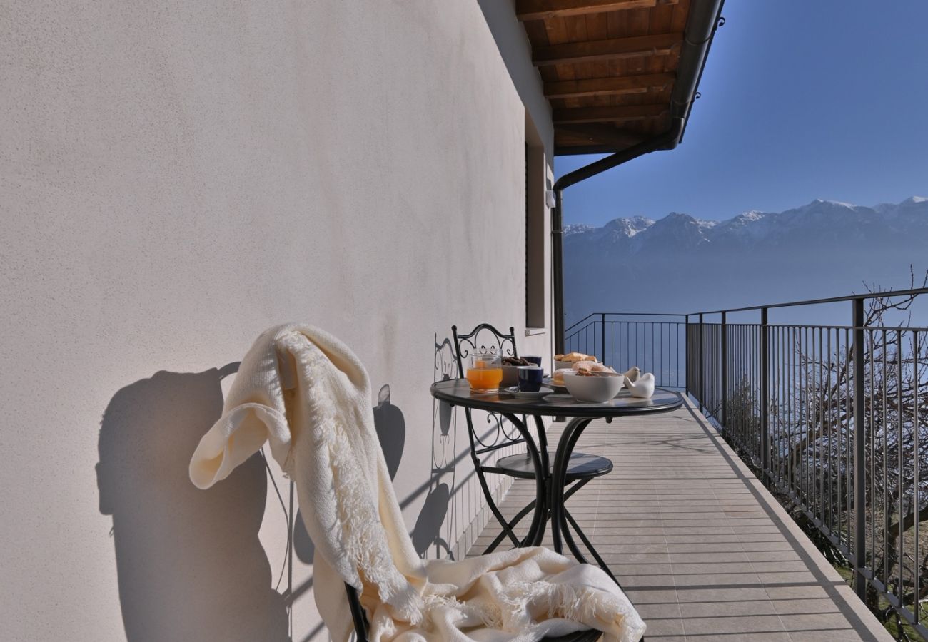 Appartamento a Tignale - Appartamento Orizzonte by Theater Home - con stupenda vista lago Appartamento a Tignale - Appartamento Orizzonte by Theater Home - con stupenda vista lago