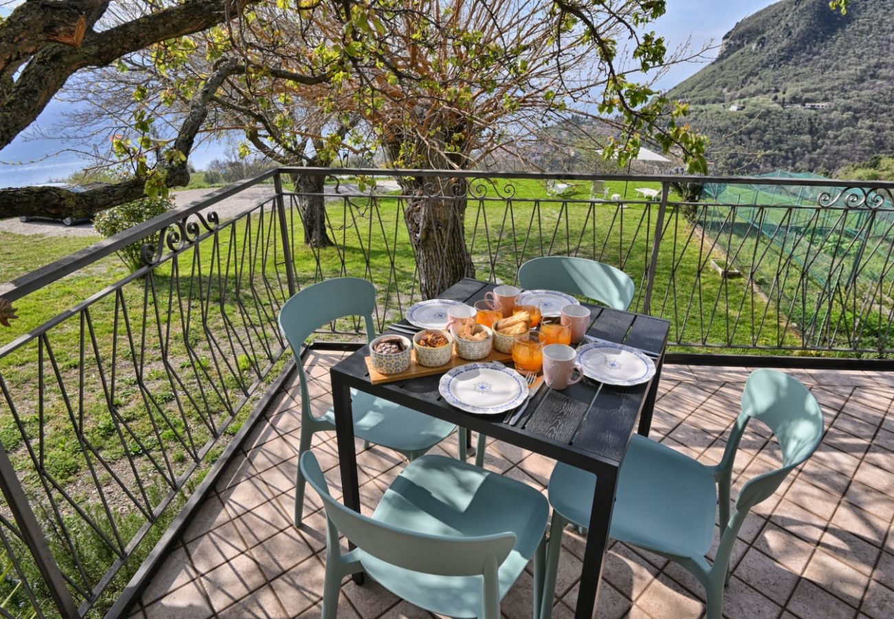 Appartamento a Tignale - Appartamento Orizzonte by Theater Home - con stupenda vista lago Appartamento a Tignale - Appartamento Orizzonte by Theater Home - con stupenda vista lago