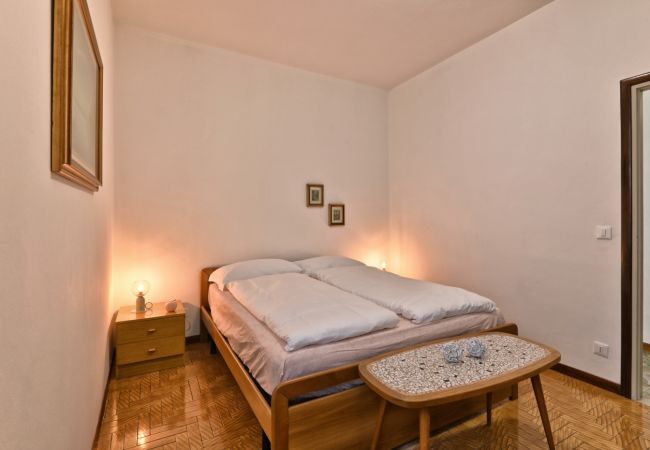 Appartamento a Gargnano - La Casa del Vento - Appartamento Lago by Theater Home Appartamento a Gargnano - La Casa del Vento - Appartamento Lago by Theater Home