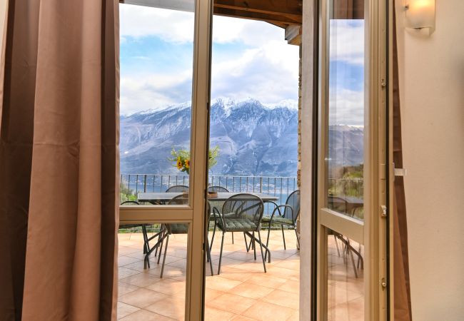 Appartamento a Tignale - Casa Azzurro Lago by Theater Home - con vista lago mozzafiato Appartamento a Tignale - Casa Azzurro Lago by Theater Home - con vista lago mozzafiato