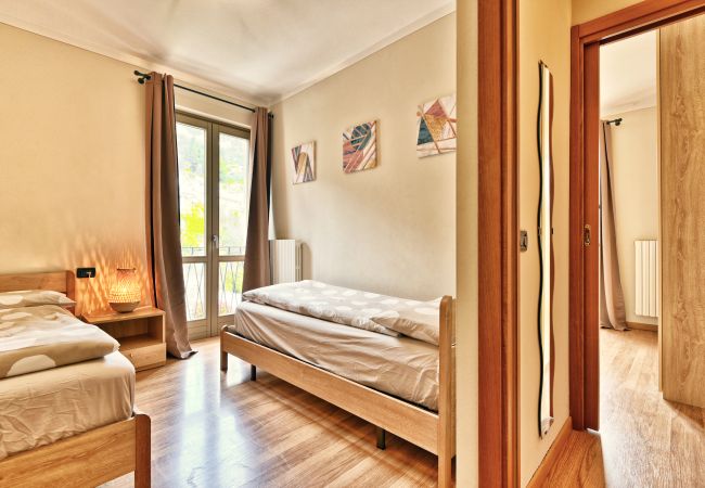 Appartamento a Tignale - Casa Azzurro Lago by Theater Home - con vista lago mozzafiato Appartamento a Tignale - Casa Azzurro Lago by Theater Home - con vista lago mozzafiato