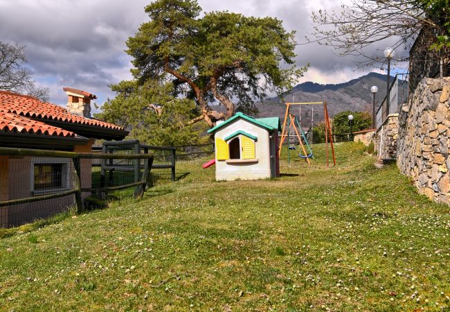 Appartamento a Tignale - Appartamento 17 by Theater Home - immerso nella natura e con piscina Appartamento a Tignale - Appartamento 17 by Theater Home - immerso nella natura e con piscina