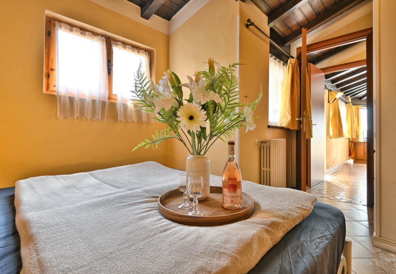 Appartamento a Tignale - Appartamento 18 by Theater Home - immerso nella natura e con piscina Appartamento a Tignale - Appartamento 18 by Theater Home - immerso nella natura e con piscina
