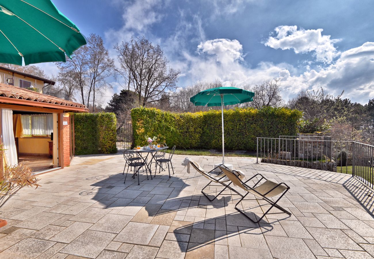 Appartamento a Tignale - Appartamento 18 by Theater Home - immerso nella natura e con piscina Appartamento a Tignale - Appartamento 18 by Theater Home - immerso nella natura e con piscina