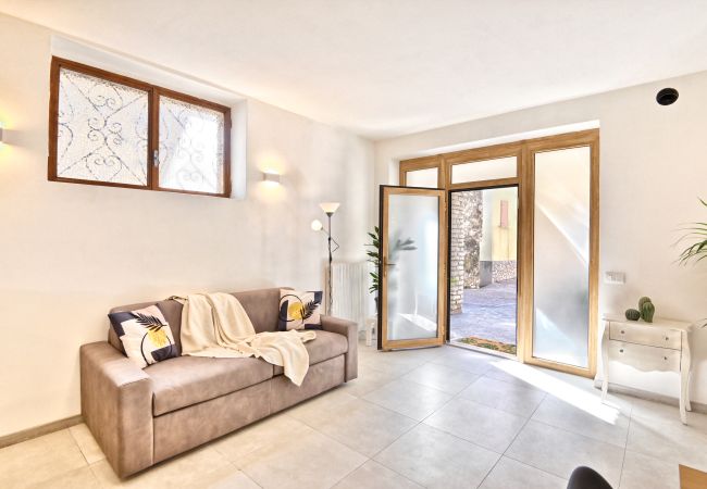 Appartamento a Tignale - Appartamento Andrì by Theater Home - recentemente ristrutturato e dotato di ogni comfort Appartamento a Tignale - Appartamento Andrì by Theater Home - recentemente ristrutturato e dotato di ogni comfort