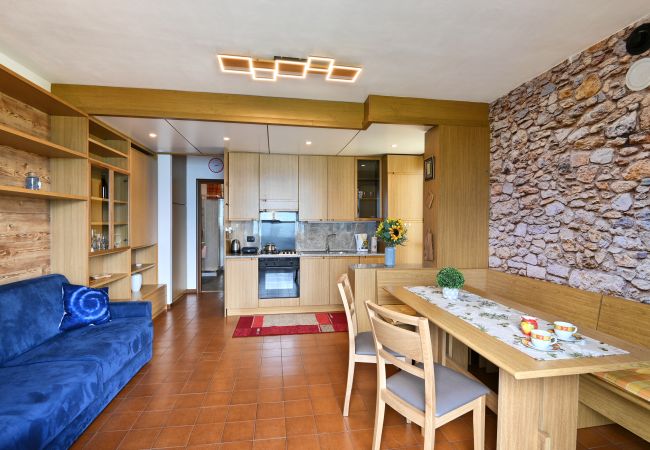 Appartamento a Tignale - Appartamento Oleandro by Theater Home - con stupenda vista lago Appartamento a Tignale - Appartamento Oleandro by Theater Home - con stupenda vista lago