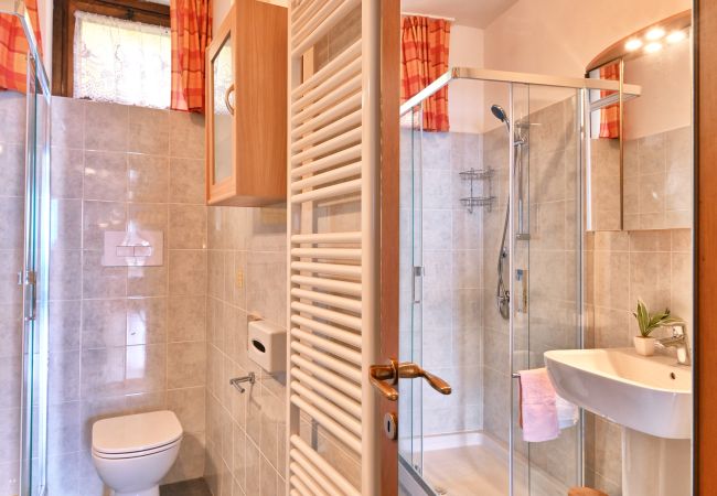 Appartamento a Tignale - Appartamento Oleandro by Theater Home - con stupenda vista lago Appartamento a Tignale - Appartamento Oleandro by Theater Home - con stupenda vista lago
