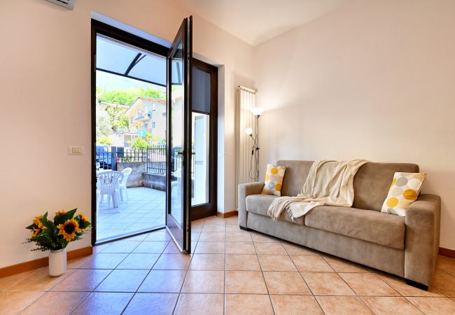 Appartamento a Toscolano-Maderno - Appartamento Jeda by Theater Home - con terrazzo e a pochi passi dal centro Appartamento a Toscolano-Maderno - Appartamento Jeda by Theater Home - con terrazzo e a pochi passi dal centro