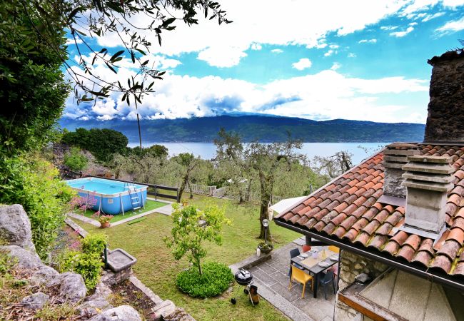 Appartamento a Gargnano - L'Antica Limonaia by Theater Home - con vista lago fantastica e piscina privata Appartamento a Gargnano - L'Antica Limonaia by Theater Home - con vista lago fantastica e piscina privata