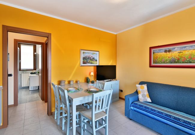 Appartamento a Toscolano-Maderno - Appartamento Serena by Theater Home - con piscina e garage Appartamento a Toscolano-Maderno - Appartamento Serena by Theater Home - con piscina e garage