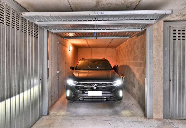 Appartamento a Toscolano-Maderno - Appartamento Serena by Theater Home - con piscina e garage Appartamento a Toscolano-Maderno - Appartamento Serena by Theater Home - con piscina e garage