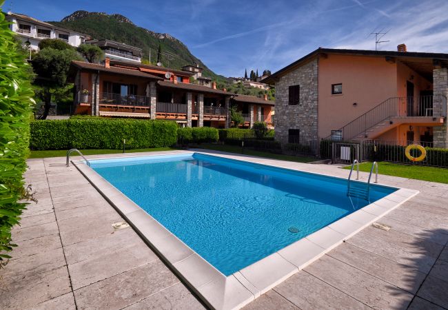 Appartamento a Toscolano-Maderno - Appartamento Serena by Theater Home - con piscina e garage Appartamento a Toscolano-Maderno - Appartamento Serena by Theater Home - con piscina e garage