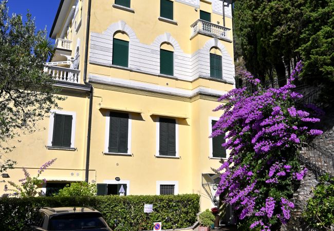 Appartamento a Toscolano-Maderno - Nido nel Cielo by Theater Home, direttamente a lago Appartamento a Toscolano-Maderno - Nido nel Cielo by Theater Home, direttamente a lago