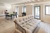 Appartamento a Tignale - La Corte - Travail by Theater Home, arredato con gusto e con vista lago Appartamento a Tignale - La Corte - Travail by Theater Home, arredato con gusto e con vista lago