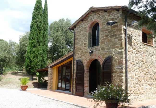 Villa in Civitella in Val di Chiana - Casa del Medico Villa in Civitella in Val di Chiana - Casa del Medico