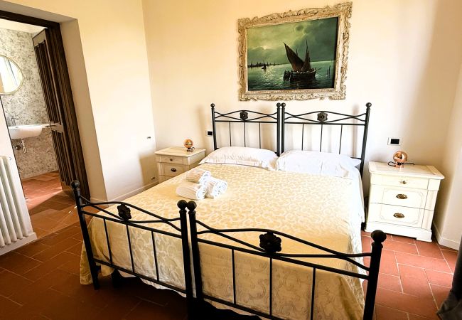 Villa in Monte San Savino - Villa Ceppeto Nest & Arches w/Tesla Station Villa in Monte San Savino - Villa Ceppeto Nest & Arches w/Tesla Station