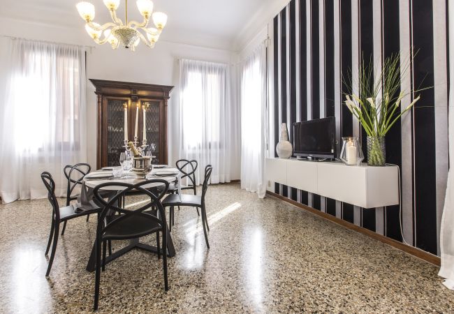 Ferienwohnung in Venezia - Rialto Design Boutique Apartment Ferienwohnung in Venezia - Rialto Design Boutique Apartment