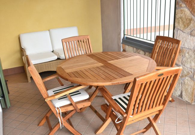 Ferienwohnung in Torri del Benaco - Residence alle Torri - 4 Platz-Bett in Wohnsitz mit Swimmingpool in Albisano di Torri del Benaco Ferienwohnung in Torri del Benaco - Residence alle Torri - 4 Platz-Bett in Wohnsitz mit Swimmingpool in Albisano di Torri del Benaco