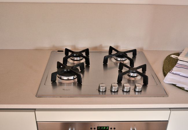 Ferienwohnung in Torri del Benaco - Residence alle Torri - 4 Platz-Bett in Wohnsitz mit Swimmingpool in Albisano di Torri del Benaco Ferienwohnung in Torri del Benaco - Residence alle Torri - 4 Platz-Bett in Wohnsitz mit Swimmingpool in Albisano di Torri del Benaco