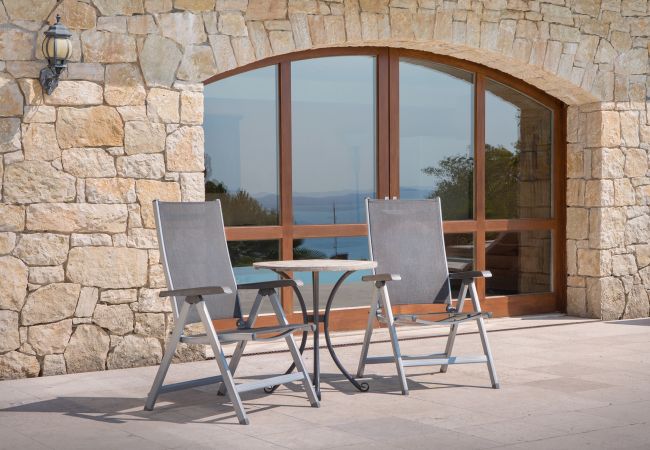 Villa in Torri del Benaco - Villa Sybille - 8 Schlafplätze mit Swimmingpool und Seeblick in Torri del Benaco Villa in Torri del Benaco - Villa Sybille - 8 Schlafplätze mit Swimmingpool und Seeblick in Torri del Benaco