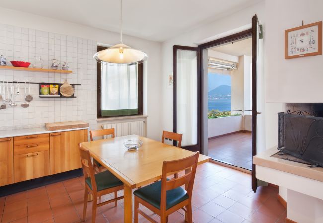 Ferienwohnung in Torri del Benaco - Casa Beatrice - 5 Betten in Pai di Torri del Benaco Ferienwohnung in Torri del Benaco - Casa Beatrice - 5 Betten in Pai di Torri del Benaco