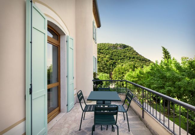 Villa in Garda - Cà Cantoni - Landhaus mit 10 Schlafplätzen und Swimmingpool in Garda Villa in Garda - Cà Cantoni - Landhaus mit 10 Schlafplätzen und Swimmingpool in Garda