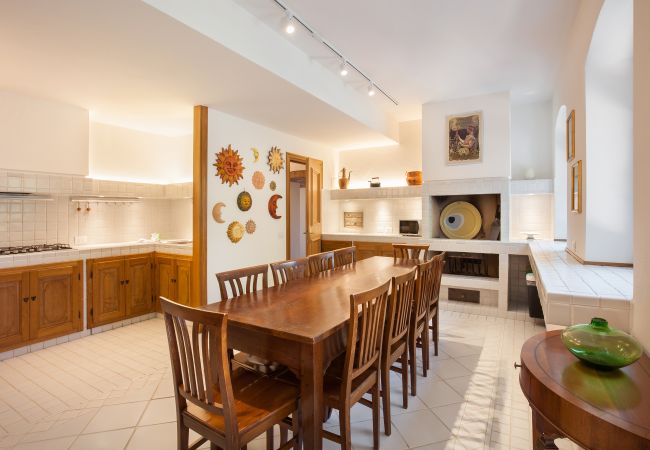 Villa in Garda - Cà Cantoni - Landhaus mit 10 Schlafplätzen und Swimmingpool in Garda Villa in Garda - Cà Cantoni - Landhaus mit 10 Schlafplätzen und Swimmingpool in Garda