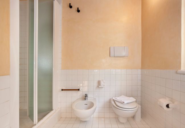 Villa in Garda - Cà Cantoni - Landhaus mit 10 Schlafplätzen und Swimmingpool in Garda Villa in Garda - Cà Cantoni - Landhaus mit 10 Schlafplätzen und Swimmingpool in Garda