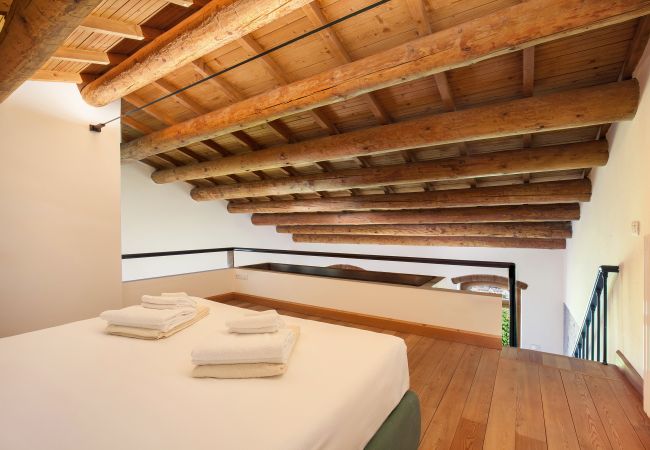 Villa in Garda - Cà Cantoni - Landhaus mit 10 Schlafplätzen und Swimmingpool in Garda Villa in Garda - Cà Cantoni - Landhaus mit 10 Schlafplätzen und Swimmingpool in Garda