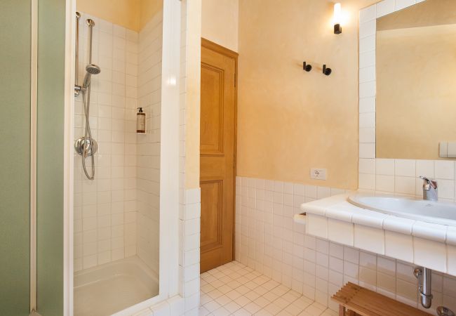 Villa in Garda - Cà Cantoni - Landhaus mit 10 Schlafplätzen und Swimmingpool in Garda Villa in Garda - Cà Cantoni - Landhaus mit 10 Schlafplätzen und Swimmingpool in Garda