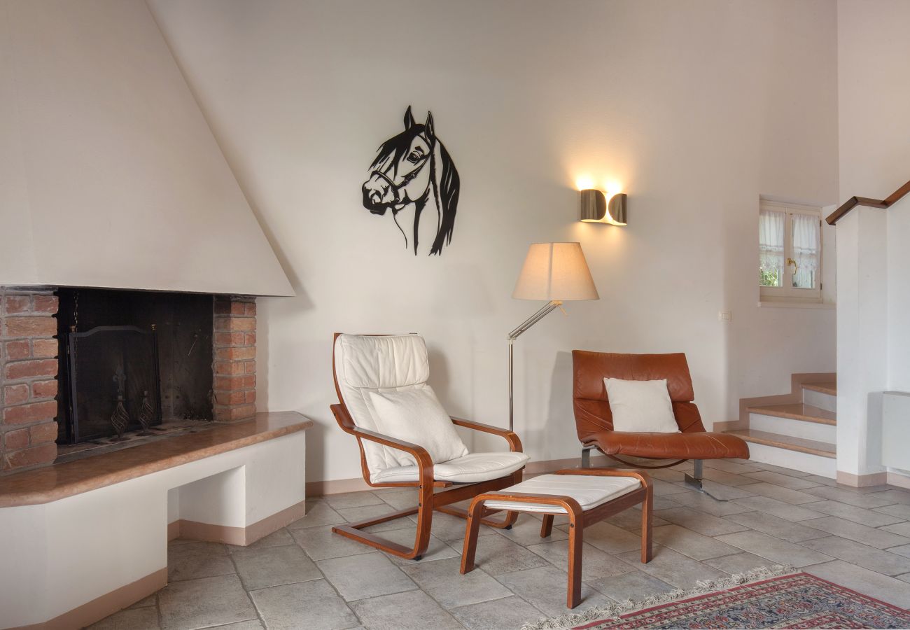 Villa in Lazise - Villa Gasco - Neue Villa mit privatem Pool und Garten im Hinterland von Lazise. Geeignet für 7 Personen Villa in Lazise - Villa Gasco - Neue Villa mit privatem Pool und Garten im Hinterland von Lazise. Geeignet für 7 Personen