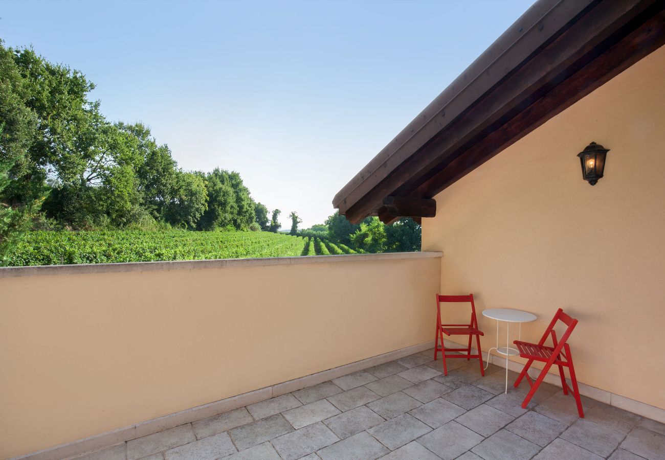 Villa in Lazise - Villa Gasco - Neue Villa mit privatem Pool und Garten im Hinterland von Lazise. Geeignet für 7 Personen Villa in Lazise - Villa Gasco - Neue Villa mit privatem Pool und Garten im Hinterland von Lazise. Geeignet für 7 Personen