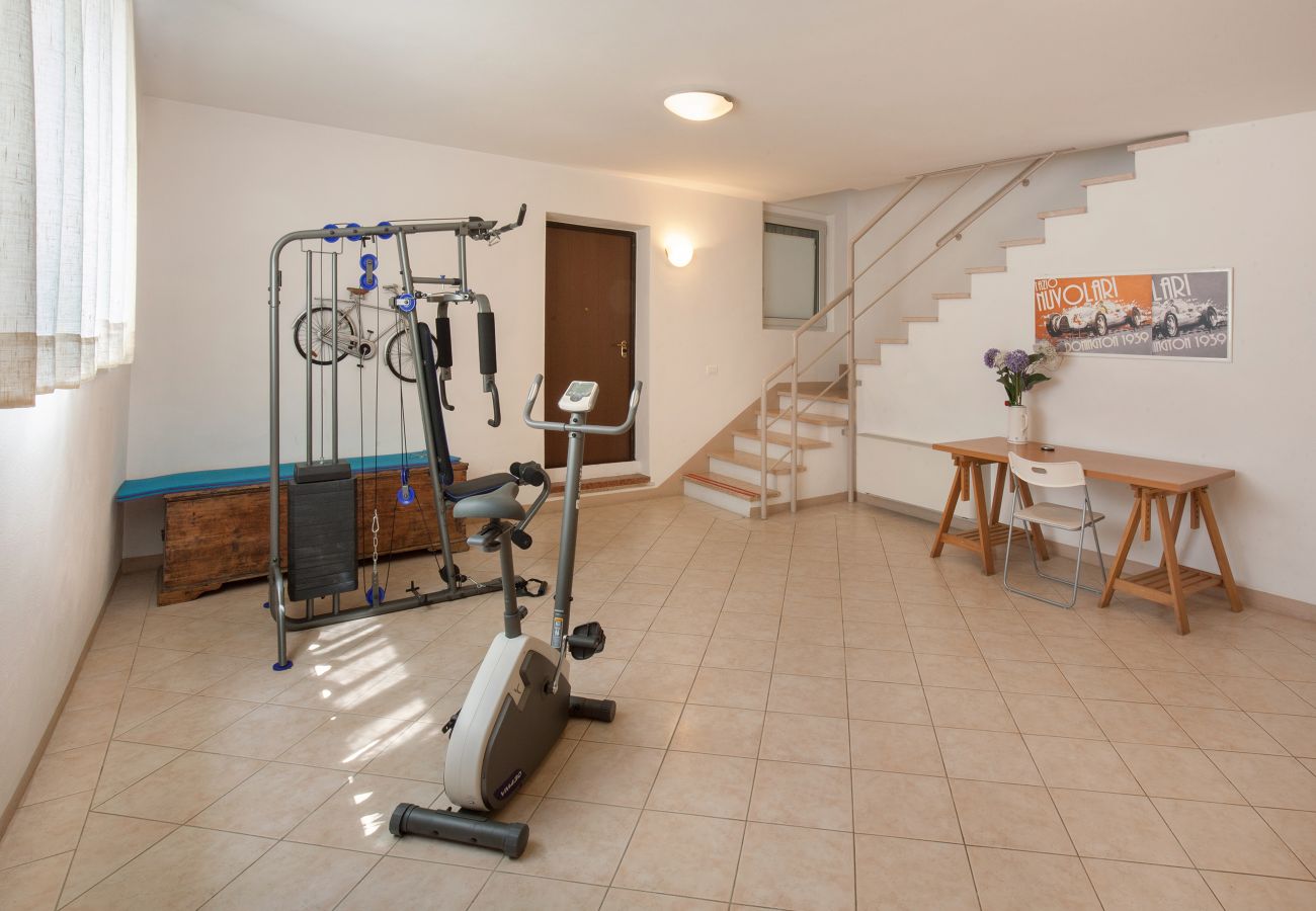 Villa in Lazise - Villa Gasco - Neue Villa mit privatem Pool und Garten im Hinterland von Lazise. Geeignet für 7 Personen Villa in Lazise - Villa Gasco - Neue Villa mit privatem Pool und Garten im Hinterland von Lazise. Geeignet für 7 Personen