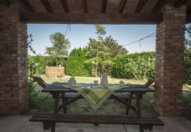 Ferienwohnung in Asciano - Podere Nuovo Lilla e Rosa Ferienwohnung in Asciano - Podere Nuovo Lilla e Rosa