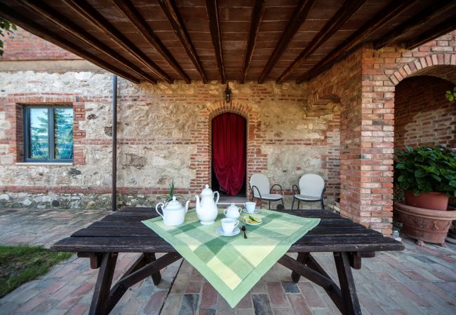 Ferienwohnung in Asciano - Podere Nuovo Lilla e Rosa Ferienwohnung in Asciano - Podere Nuovo Lilla e Rosa