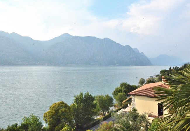 Ferienwohnung in Malcesine - Apartment Windows on the Lake Ferienwohnung in Malcesine - Apartment Windows on the Lake