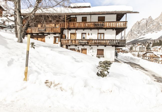 Ferienwohnung in Cortina d´Ampezzo - Dolomiti Sweet Lodge Ferienwohnung in Cortina d´Ampezzo - Dolomiti Sweet Lodge