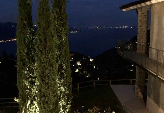 Ferienwohnung in Tignale - Borgo le Vigne, La Vendemmia mit Frühstück und Wellnesscenter - ONLY ADULTS Ferienwohnung in Tignale - Borgo le Vigne, La Vendemmia mit Frühstück und Wellnesscenter - ONLY ADULTS
