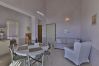 Ferienwohnung in Tignale - Borgo le Vigne, La Vendemmia mit Frühstück und Wellnesscenter - ONLY ADULTS Ferienwohnung in Tignale - Borgo le Vigne, La Vendemmia mit Frühstück und Wellnesscenter - ONLY ADULTS