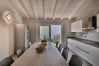 Villa in Tignale - Villa Pineta - Theater Home, mit Seeblick, wunderschönem Pool und ideal für Familien Villa in Tignale - Villa Pineta - Theater Home, mit Seeblick, wunderschönem Pool und ideal für Familien