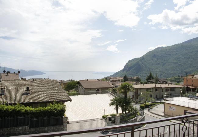Ferienwohnung in Tignale - Mandorla - Theater Home,  neben das Zentrum mit Seeblick Ferienwohnung in Tignale - Mandorla - Theater Home,  neben das Zentrum mit Seeblick