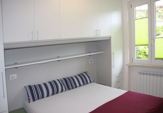 Ferienwohnung in Tignale - Mandorla - Theater Home,  neben das Zentrum mit Seeblick Ferienwohnung in Tignale - Mandorla - Theater Home,  neben das Zentrum mit Seeblick