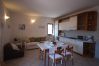Ferienwohnung in Tignale - Michela 2 - Theater Home, mit Seeblick Ferienwohnung in Tignale - Michela 2 - Theater Home, mit Seeblick