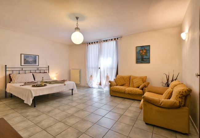 Ferienwohnung in Tignale - Michela 4 - Theater Home, mit privatem Garten und Seeblick Ferienwohnung in Tignale - Michela 4 - Theater Home, mit privatem Garten und Seeblick