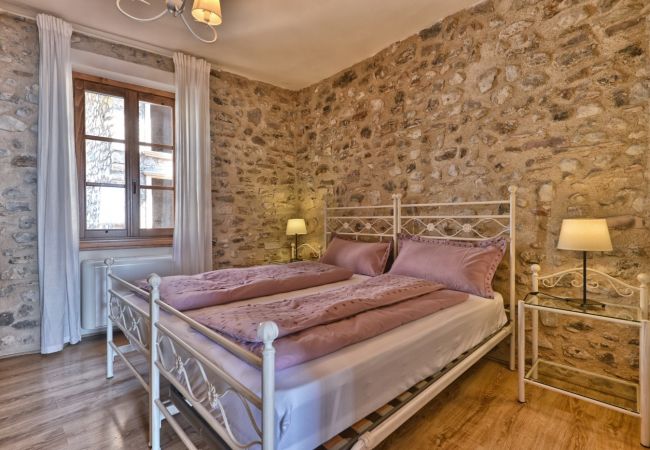 Ferienwohnung in Tignale - Il Grano - Theater Home, mit wunderschönem Seeblick Ferienwohnung in Tignale - Il Grano - Theater Home, mit wunderschönem Seeblick