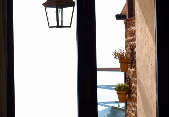 Ferienwohnung in Tignale - Il Patio - Theater Home, mit großem Terrasse und wunderschönem Seeblick Ferienwohnung in Tignale - Il Patio - Theater Home, mit großem Terrasse und wunderschönem Seeblick