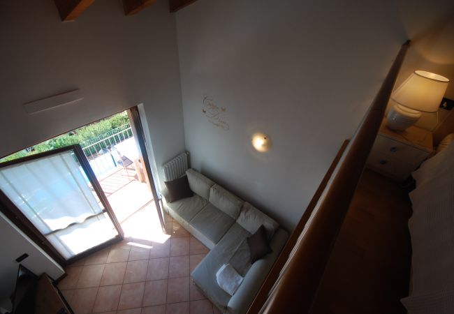 Ferienwohnung in Tignale - Cristina - Theater Home, Wohnung mit Pool und wunderschönem Seeblick Ferienwohnung in Tignale - Cristina - Theater Home, Wohnung mit Pool und wunderschönem Seeblick