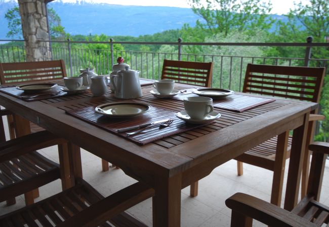 Ferienwohnung in Toscolano-Maderno - Eagle by Theater Home, im Golf Bogliaco mit pool Ferienwohnung in Toscolano-Maderno - Eagle by Theater Home, im Golf Bogliaco mit pool