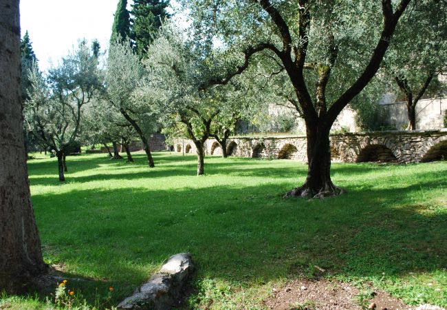 Ferienwohnung in Toscolano-Maderno - Rustico Cecina by Theater Home, mit großem und eingezäuntem Garten Ferienwohnung in Toscolano-Maderno - Rustico Cecina by Theater Home, mit großem und eingezäuntem Garten